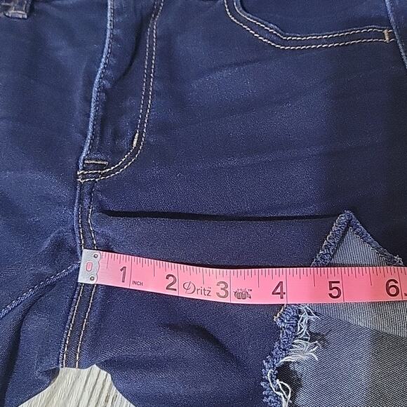 American Eagle Hi-Rise Shortie, Dark Wash Jean Shorts, Women's 4 - Picture 9 of 10